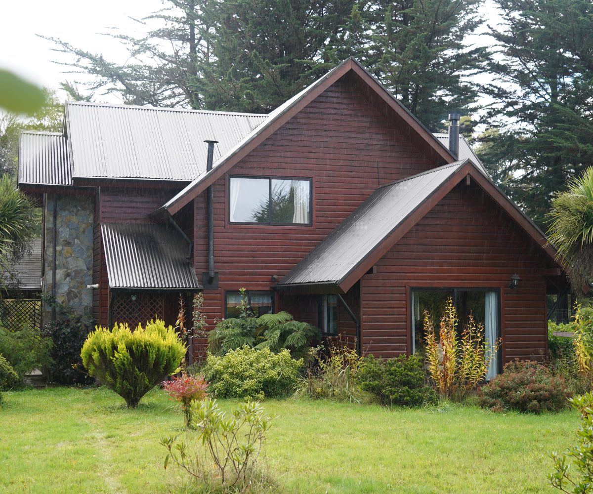 For Sale Se vende precious house casa Villarrica LlauLLau Camino LicanRay close to Pucon 4 bedrooms dormitorios pozo