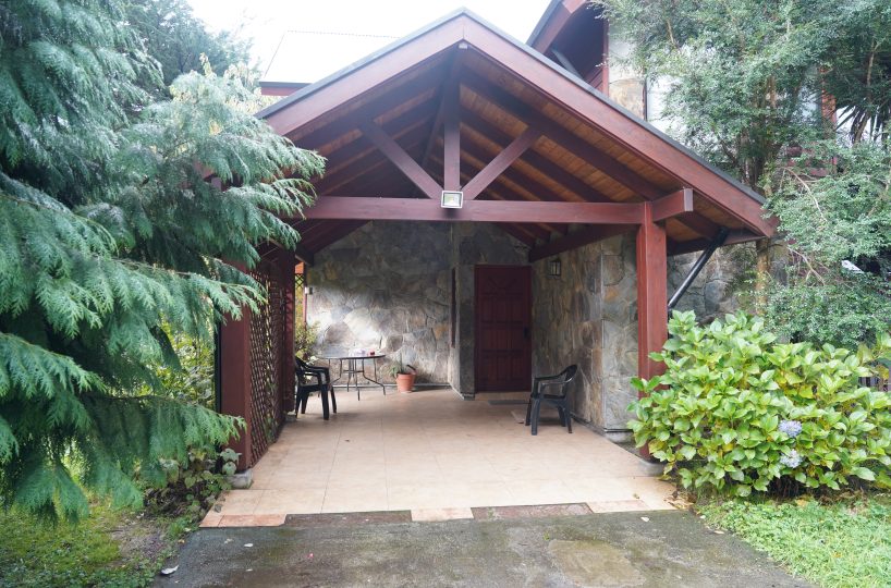 For Sale Se vende precious house casa Villarrica LlauLLau Camino LicanRay close to Pucon 4 bedrooms dormitorios pozo