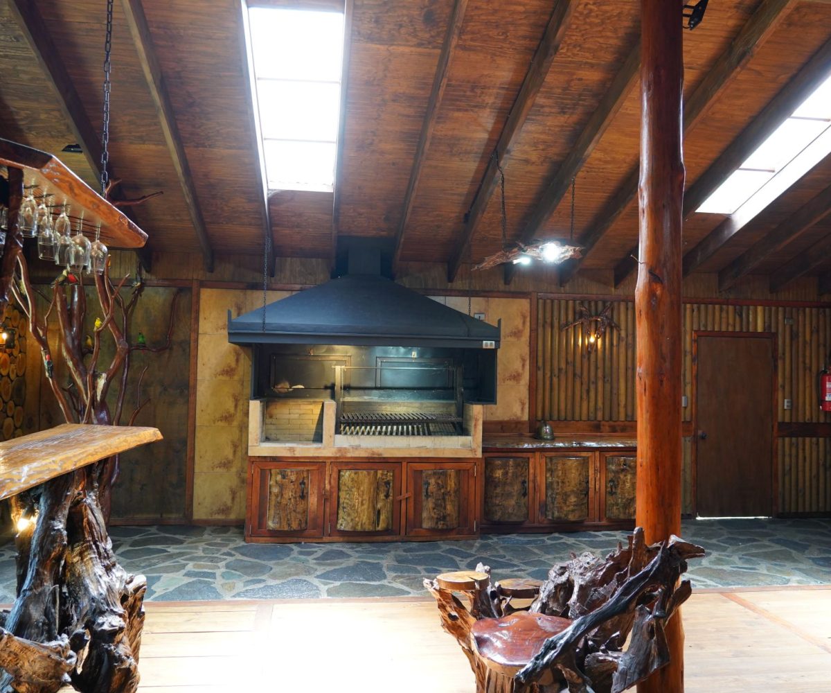 House land Pucon catripulli menetue currarehue helicopter garden barbecue investor investment