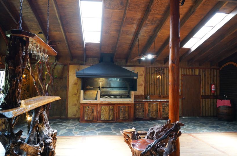 House land Pucon catripulli menetue currarehue helicopter garden barbecue investor investment