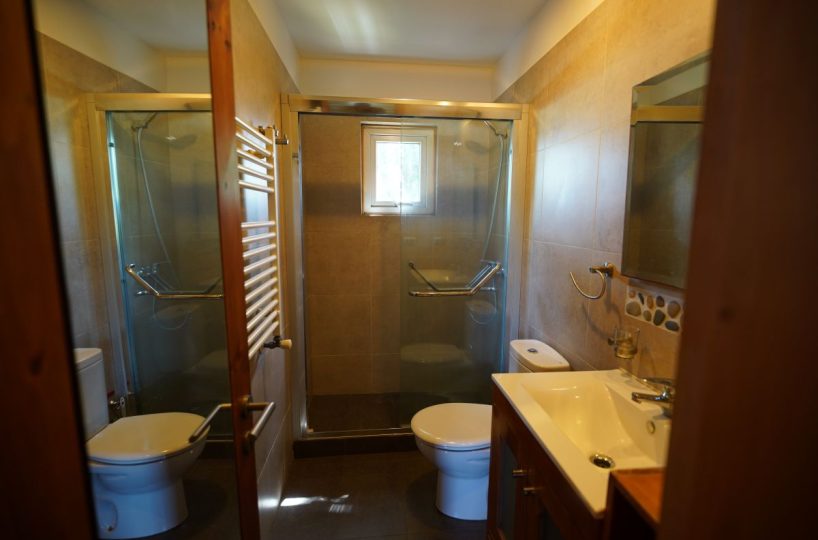 Quality house center Pucon bricks close to shopping mall school Villarrica bus terminal lider