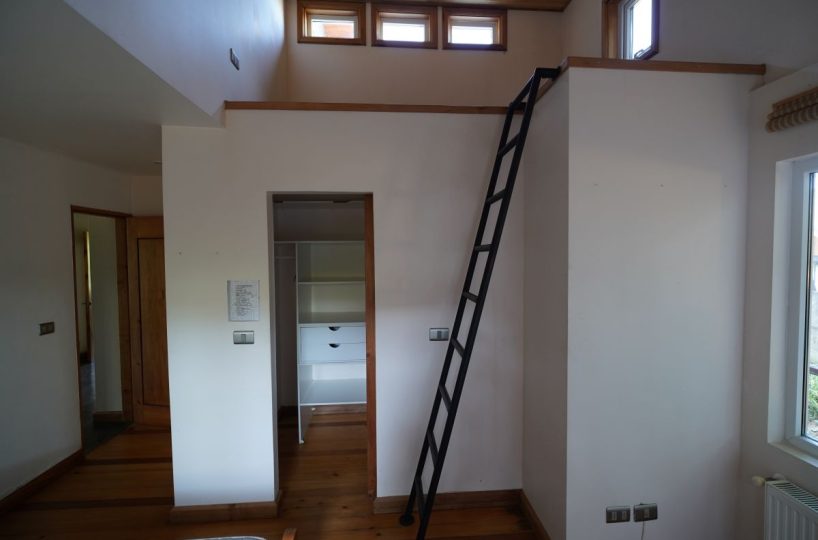 Quality house center Pucon bricks close to shopping mall school Villarrica bus terminal lider