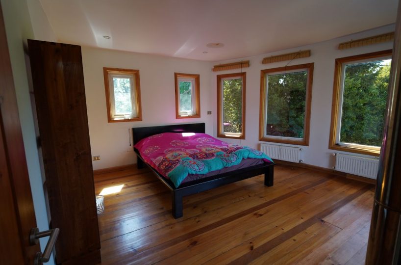 Quality house center Pucon bricks close to shopping mall school Villarrica bus terminal lider