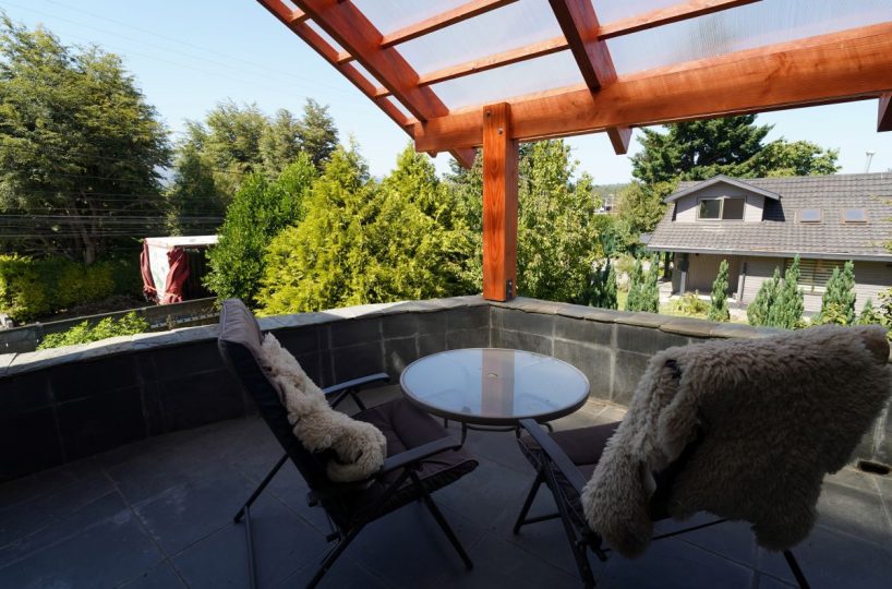 Quality house center Pucon bricks close to shopping mall school Villarrica bus terminal lider